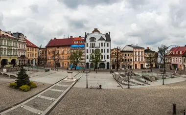 Z ramy okiennej powstało krosno. W Sypitkach połączyli kuchnię z tradycją